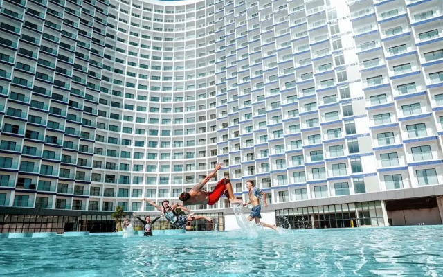 Arena Cam Ranh Ocean View Resort