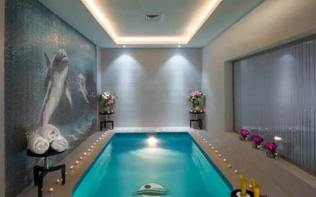 Rose Continental Hotel