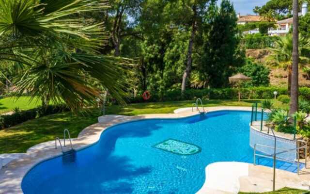 Apartment - 2 Bedrooms with Pool and WiFi - 107868