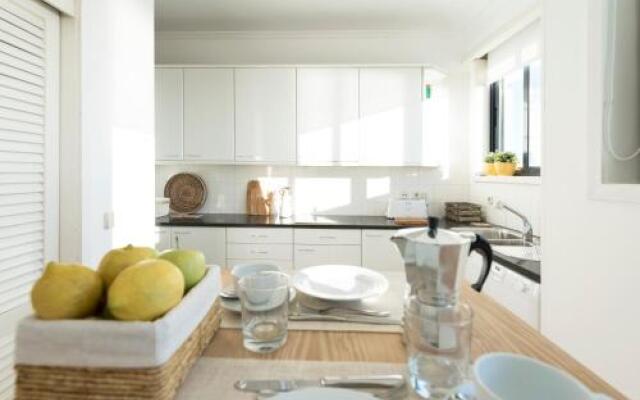 LovelyStay - Porto Beach Apartment