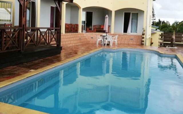 Apartment With 4 Bedrooms in Le Tampon, With Wonderful sea View, Private Pool, Enclosed Garden - 11 km From the Beach