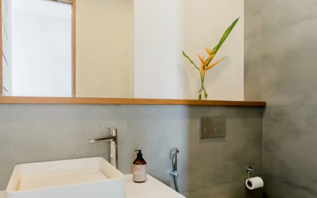 Yamu Hills Panoramic Ocean View 6 Bed Luxury Vila