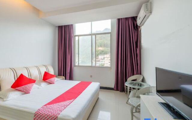 Yajing Theme Hotel