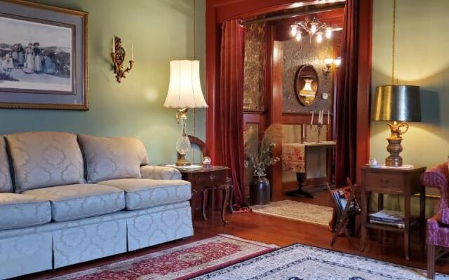 Saravilla Bed and Breakfast