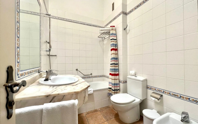 Standard AP, with sea views, pool in Playa Roques