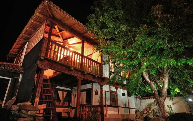 Guest House House of Crafts