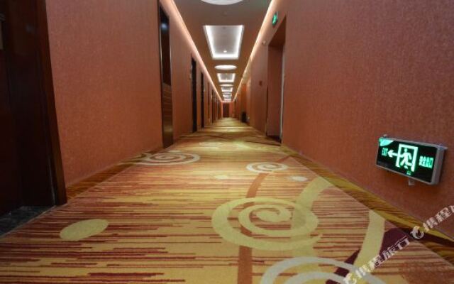 Damei Siji Hotel (Nanjing Hunan Road Xuanwu Lake)