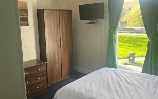 Beacharbour Hotel