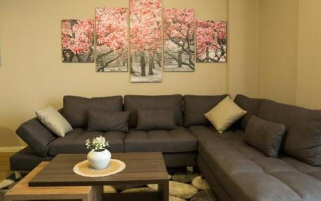 E.K.A Luxury Apartment 1