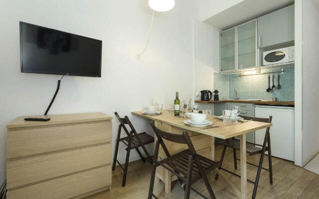 Apartment Forclaz 4B - Alpes Travel - Central Chamonix - Sleeps 4