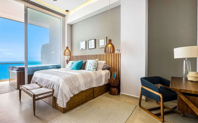 Panoramic Hot Tub Oceanview Luxury 4BR Penthouse