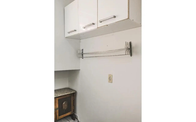 Apto 2Q 180m da praia c/ Churrasq. Garagem ERU032