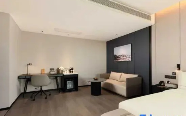 Mangshi Fortune Center Munao Zongge Road Atour Hotel