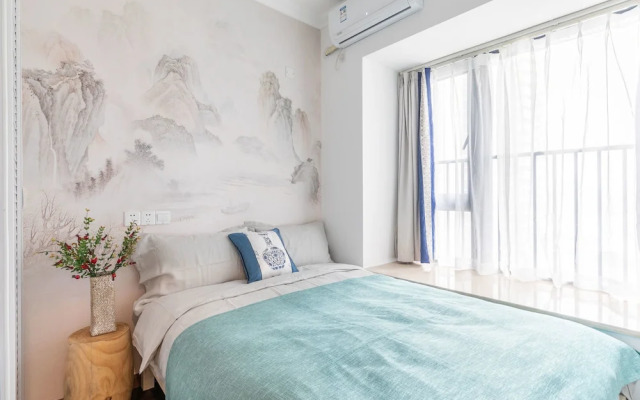 Locals Boutique Apartment Huafa Plaza 26