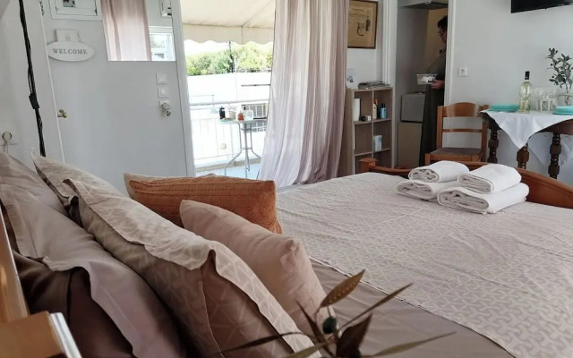 Acropolis View Charming Loft