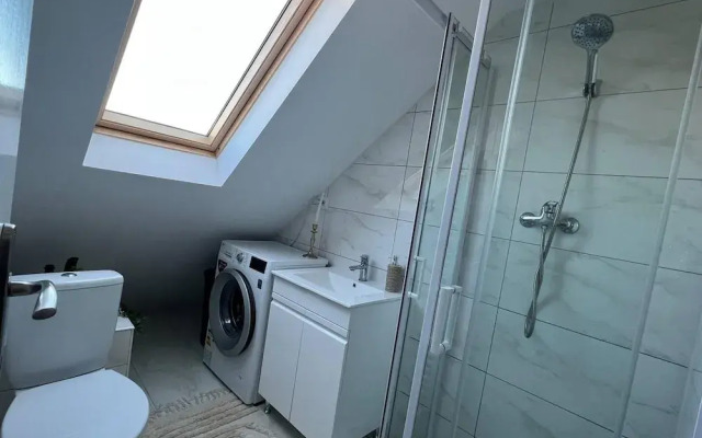 Cosy and Spacious 2 Bedroom House