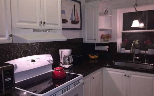 4BR, 4BA House Beach, Entertainment, Nightlife