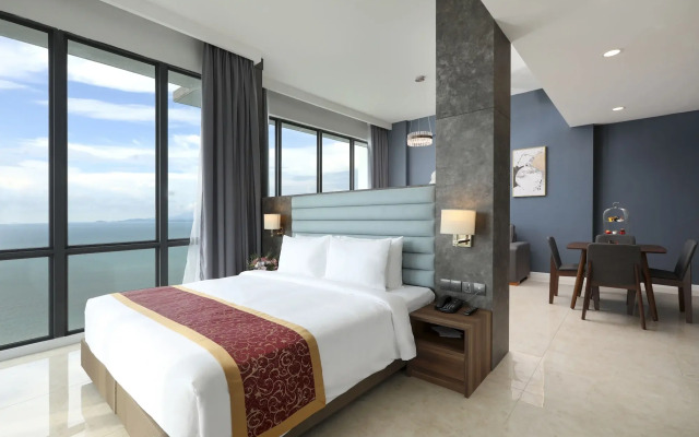 Hompton by the Beach Penang