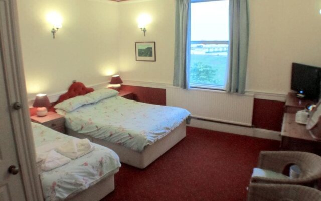 Kingswear Park Club