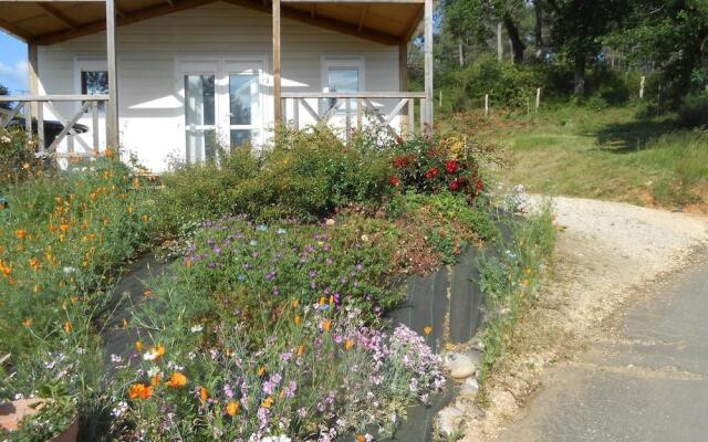 Camping Des Bastides Logements Insolites