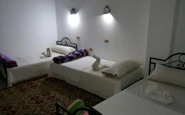 Monica Hotel