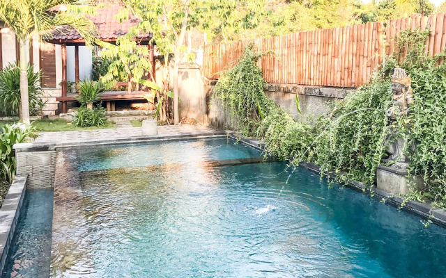 Reynold Artha Guest House