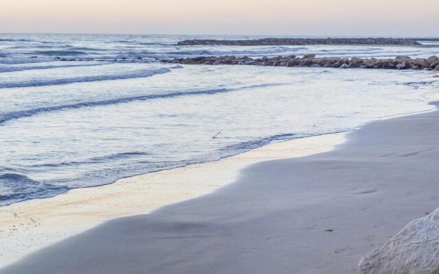 Nice Home in Scoglitti With 1 Bedrooms and Wifi