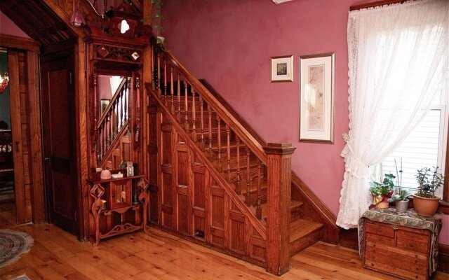 Bondy House Bed & Breakfast