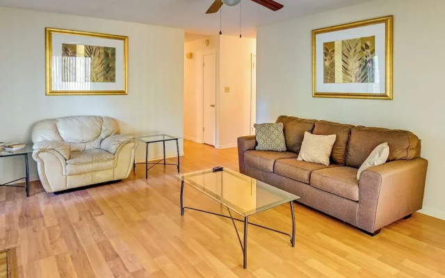 Fayetteville Vacation Rental w/ Yard!