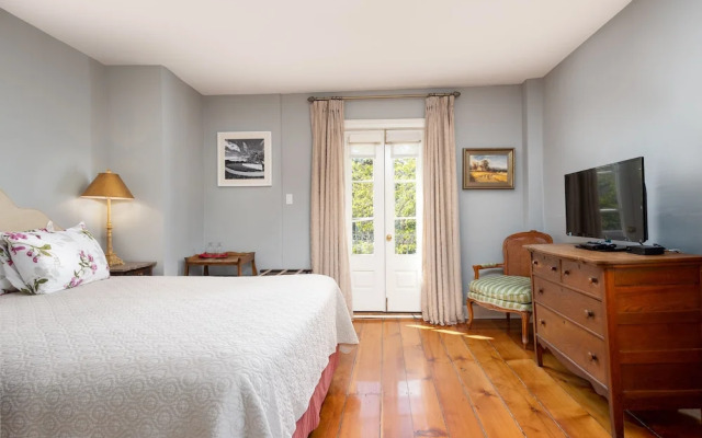 The Old Bank House Bed & Breakfast