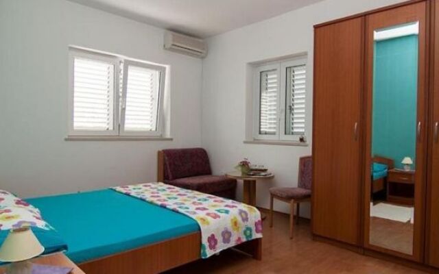 Private Accommodation Carevic