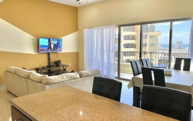 Gavias Grand Ocean Front