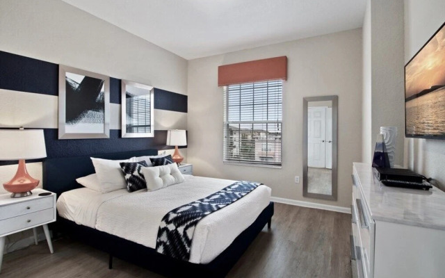 Penthouse Prize. All New!