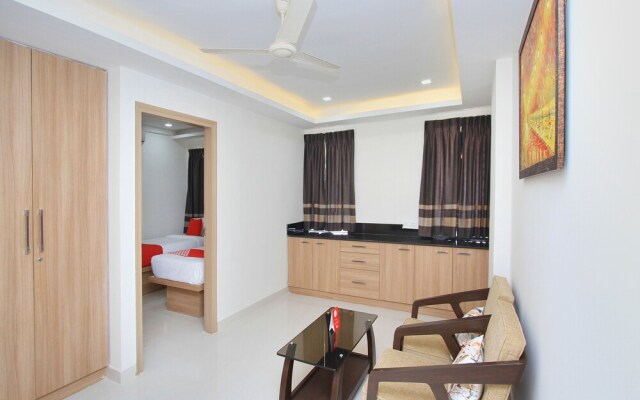 OYO 12465 SIRI Residency