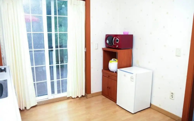 Youngwol Sky Pension Camping