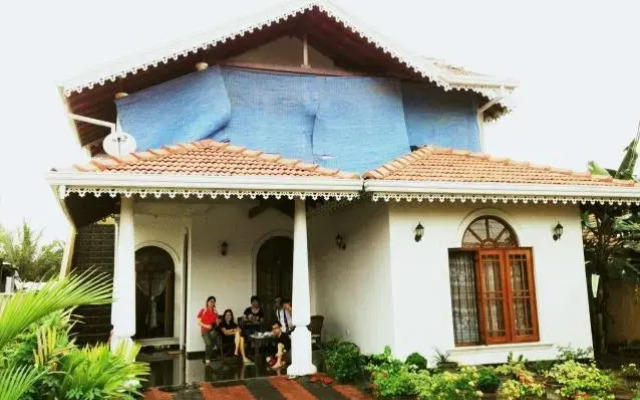 Colombo Airport Hostel @ Negombo Beach