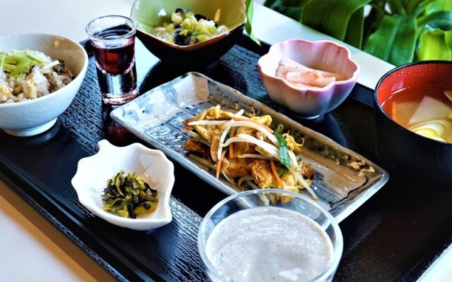 Wayn-Zen Onna Hotel