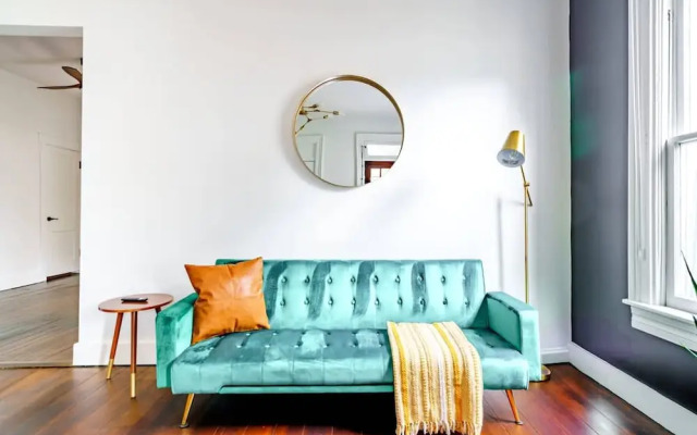 Prime Location Clean Top Rated Free Parking