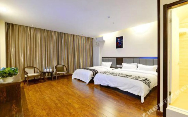 Super 8 Hotel (Penglai Penglaige Dengzhou Road)