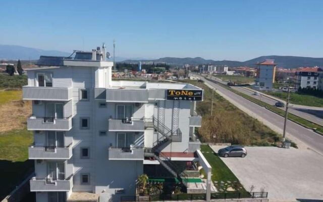 Tone Otel