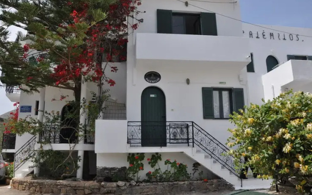 Palemilos Apartments