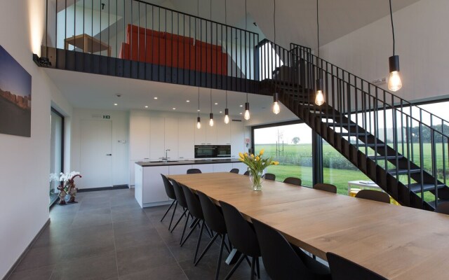 Countryside Delight, a Drive Away From Brugges, Lille and Ghent