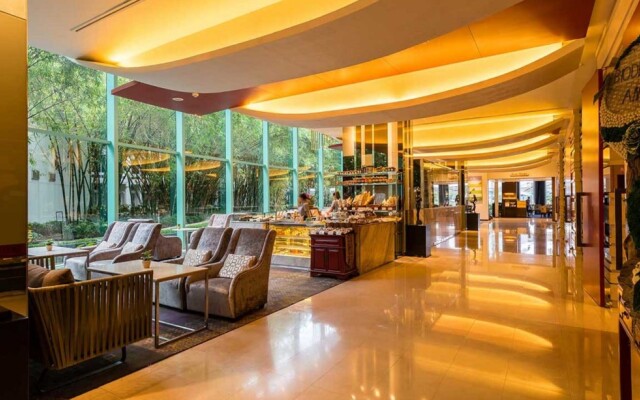 Chatrium Hotel Riverside Bangkok