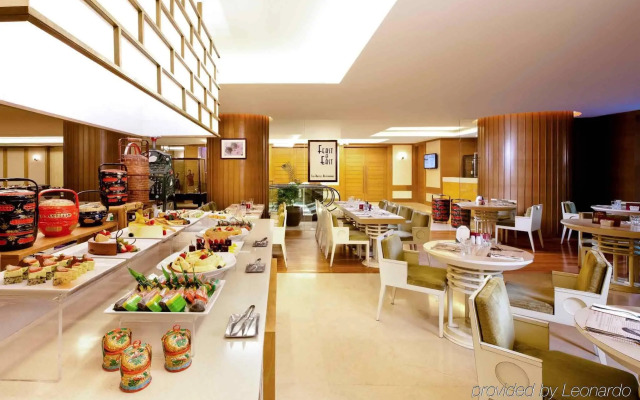 Grand Mercure Singapore Roxy