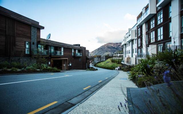 Queenstown Village Apartments