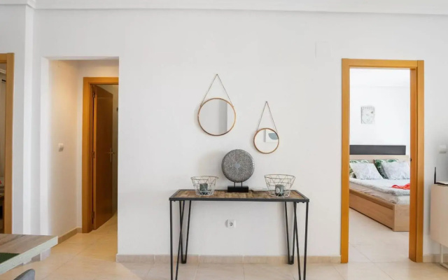 Nice modern 2 bed apartment in Torrievieja