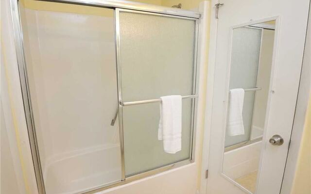 Tarpon 5 - Two Bedroom Condo