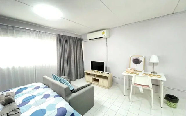 Impact Muangthong Condo C3 by Miles