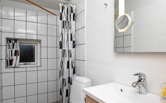6 Person Holiday Home in Vemb