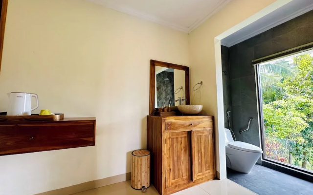 Green Coco Suite